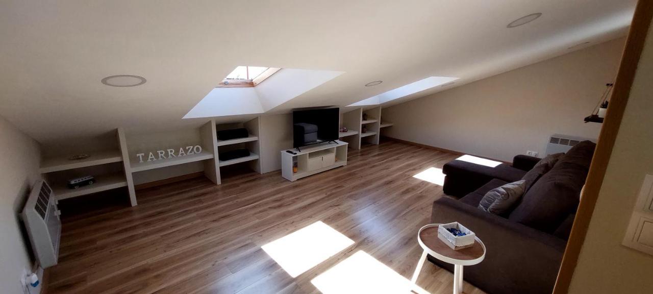 モンフォルテ・デ・レモスCasa Tarrazo IIアパートメント エクステリア 写真